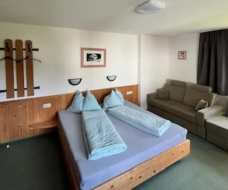 Gaestehaus Strolz Hanspeter