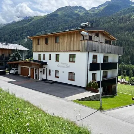 Gaestehaus Strolz Hanspeter *